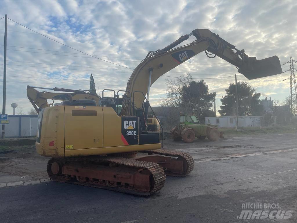 CAT 320 E Paletli ekskavatörler