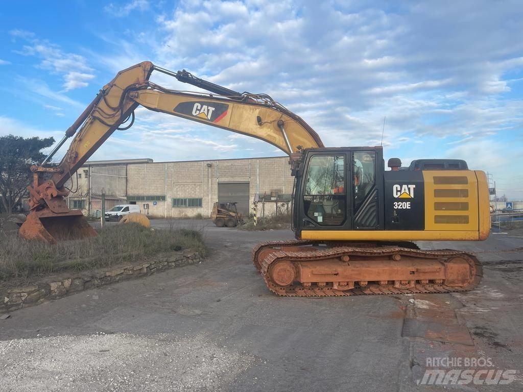 CAT 320 E Paletli ekskavatörler