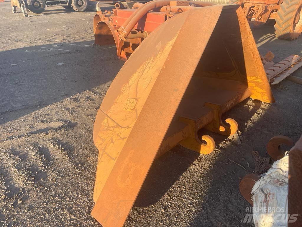 CAT 320 E Paletli ekskavatörler