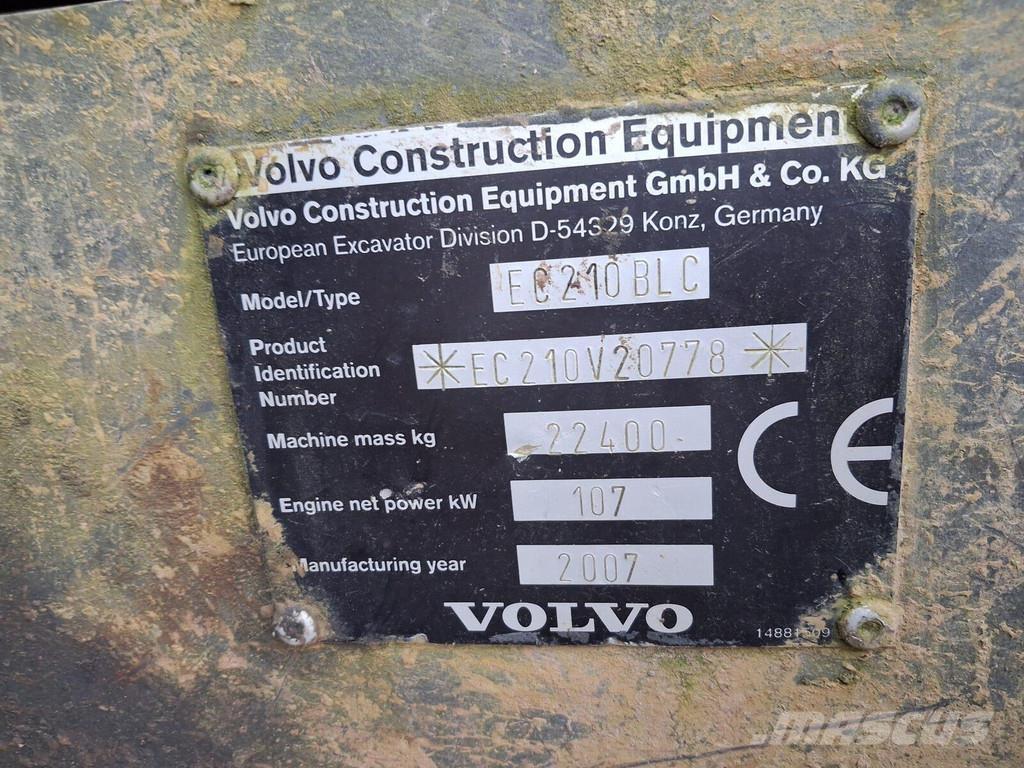 Volvo EC210 BLC Paletli ekskavatörler