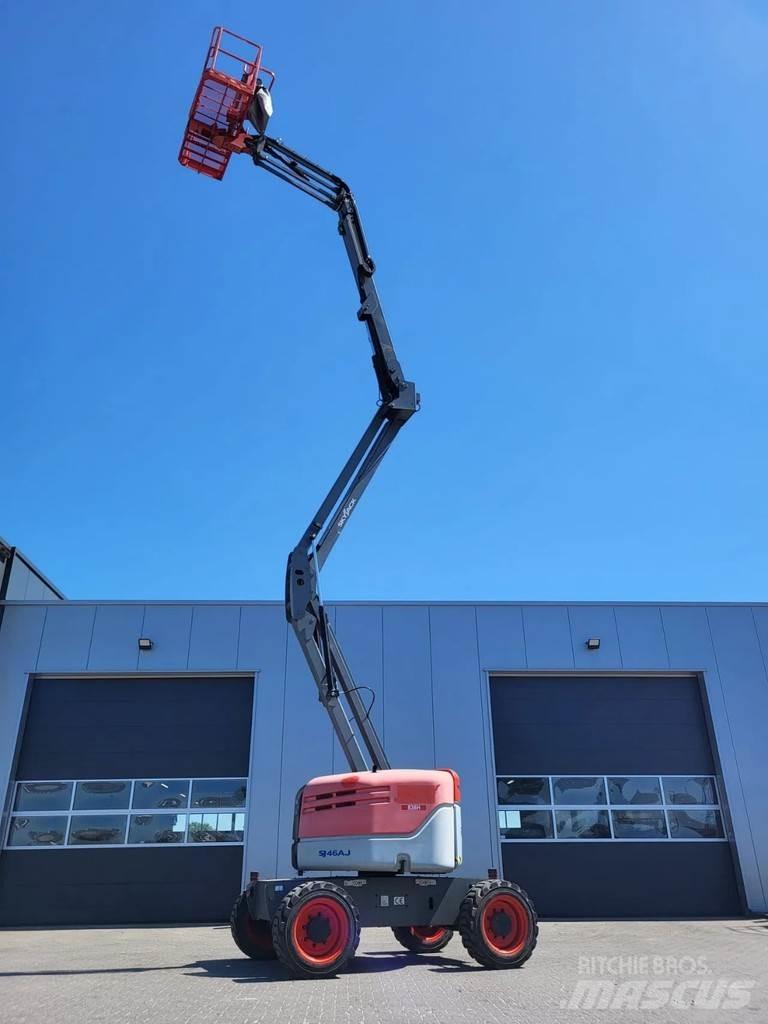 SkyJack SJ 46AJ Körüklü personel platformları