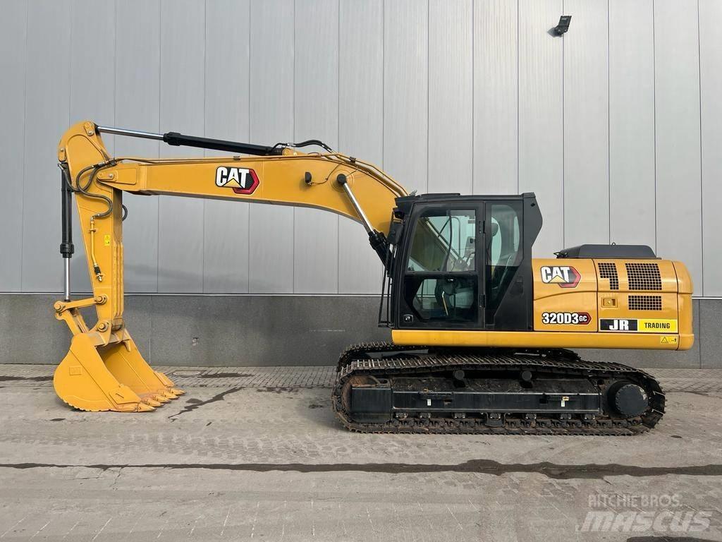 CAT 320 D3 GC Paletli ekskavatörler