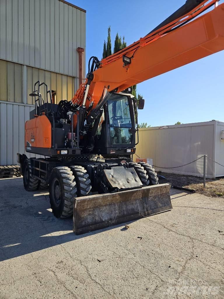 Doosan DX 165 W-5 Lastik tekerli ekskavatörler
