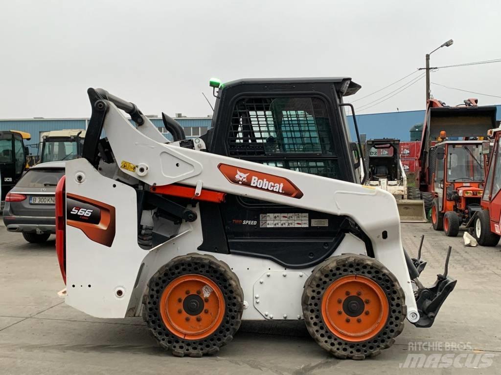 Bobcat S 66 Skid steer loderler