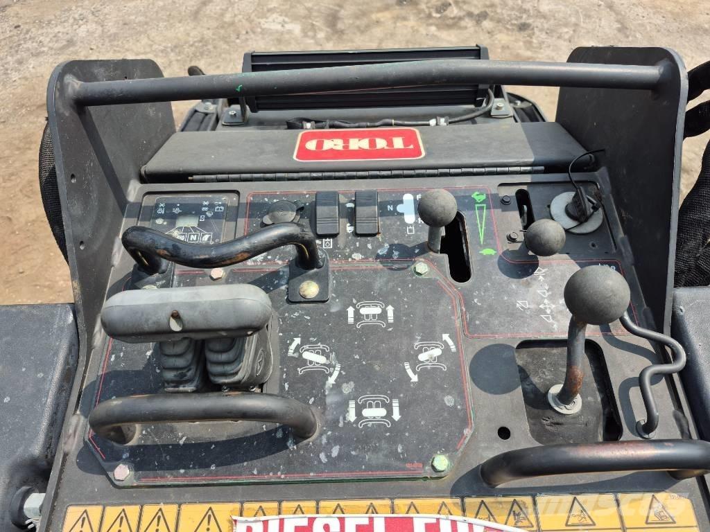 Toro TX1000 Skid steer loderler