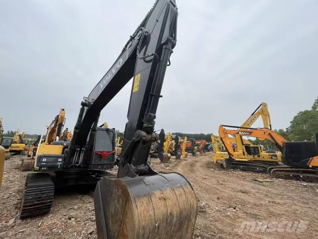 Volvo EC 210 Paletli ekskavatörler