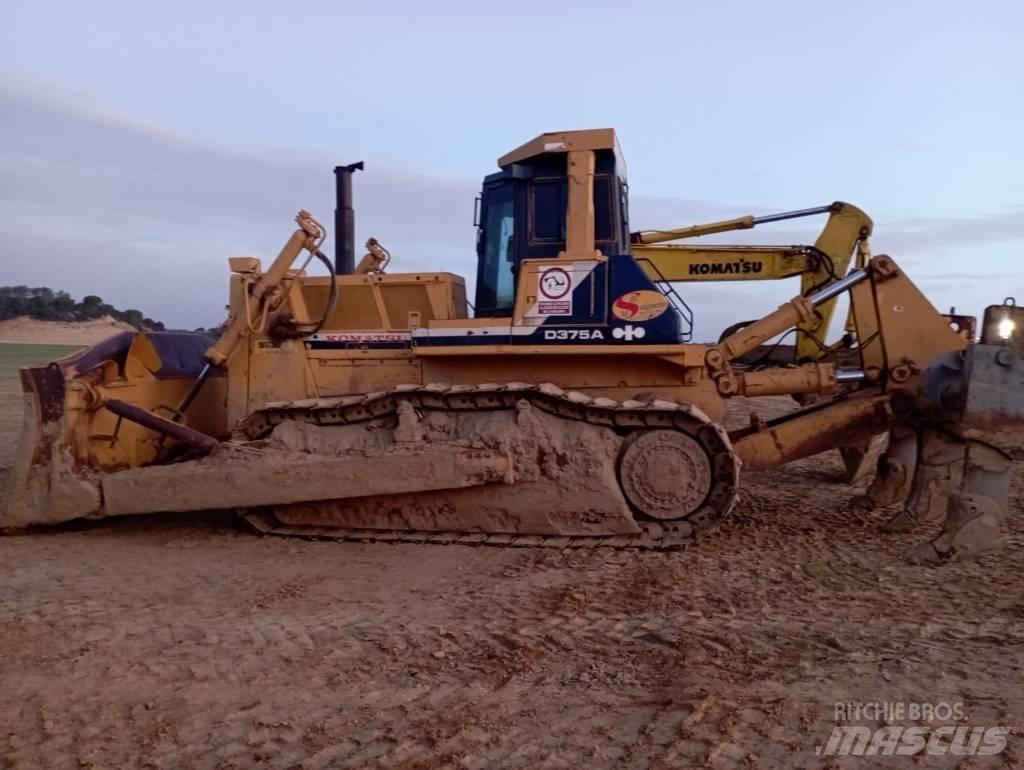 Komatsu D 375 A-2 Paletli dozerler