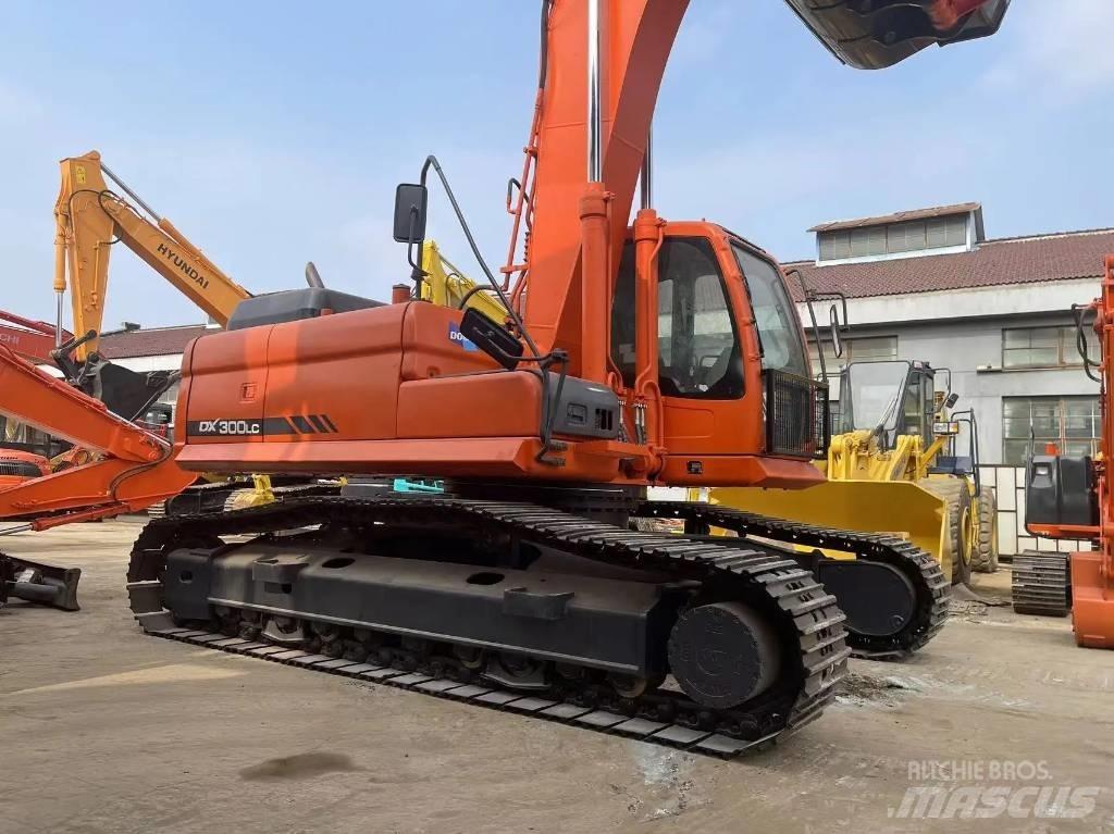 Doosan DX300LC Paletli ekskavatörler