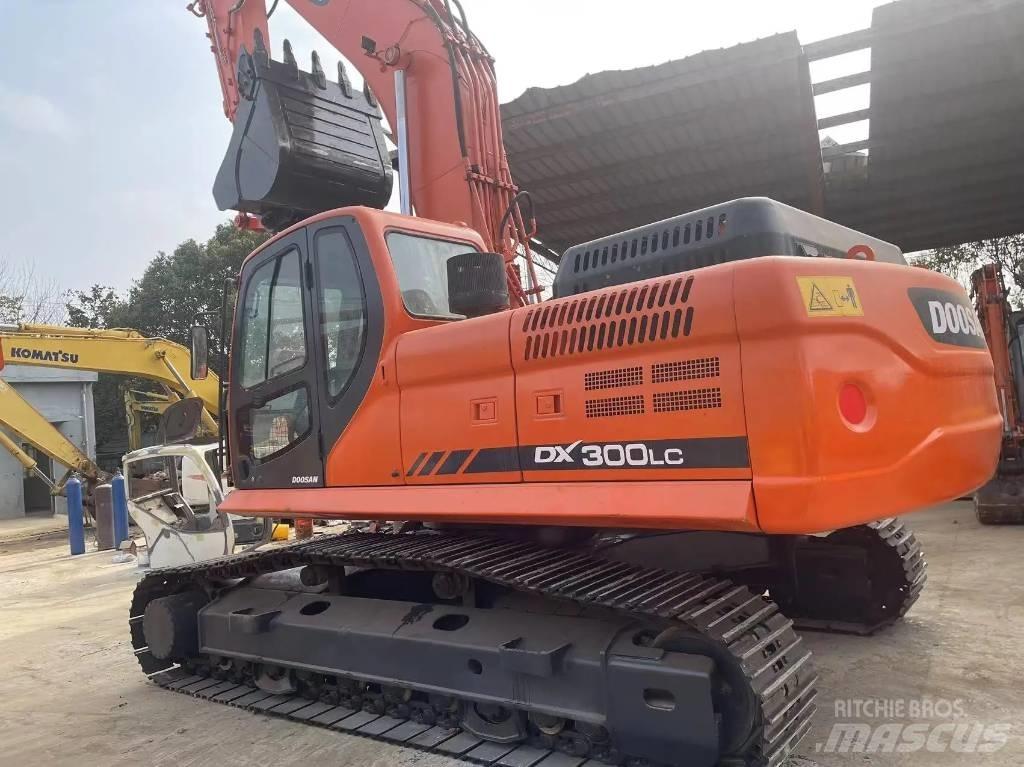 Doosan DX300LC Paletli ekskavatörler