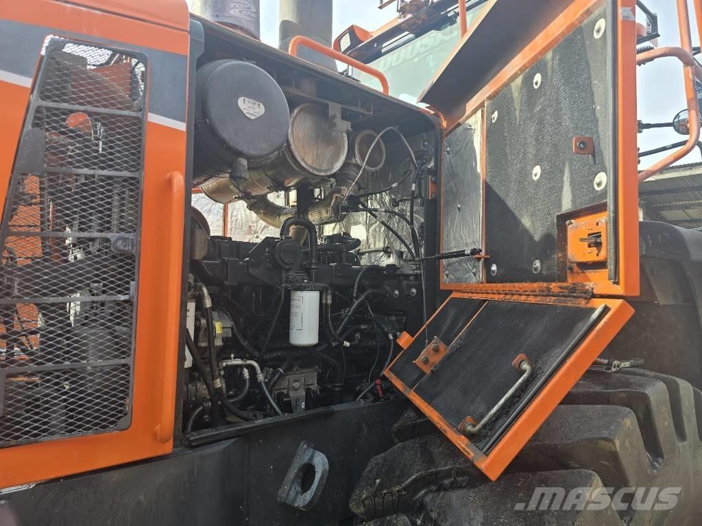 Doosan DL 300-5 Tekerlekli yükleyiciler