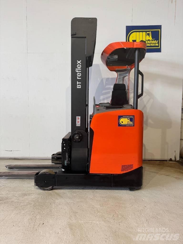 BT RRE140H Reach truck - depo içi istif araçları