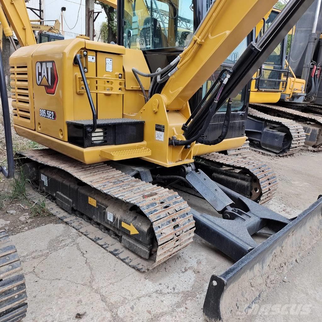 CAT 305.5 E2 Paletli ekskavatörler