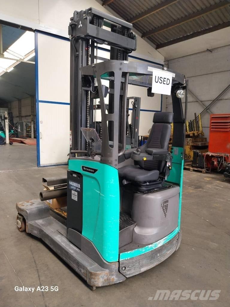 Mitsubishi RBM25N3 Reach truck - depo içi istif araçları