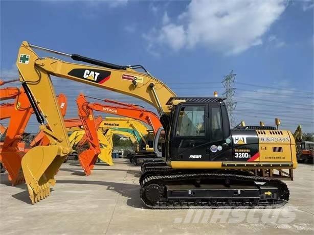 CAT 320 D Paletli ekskavatörler