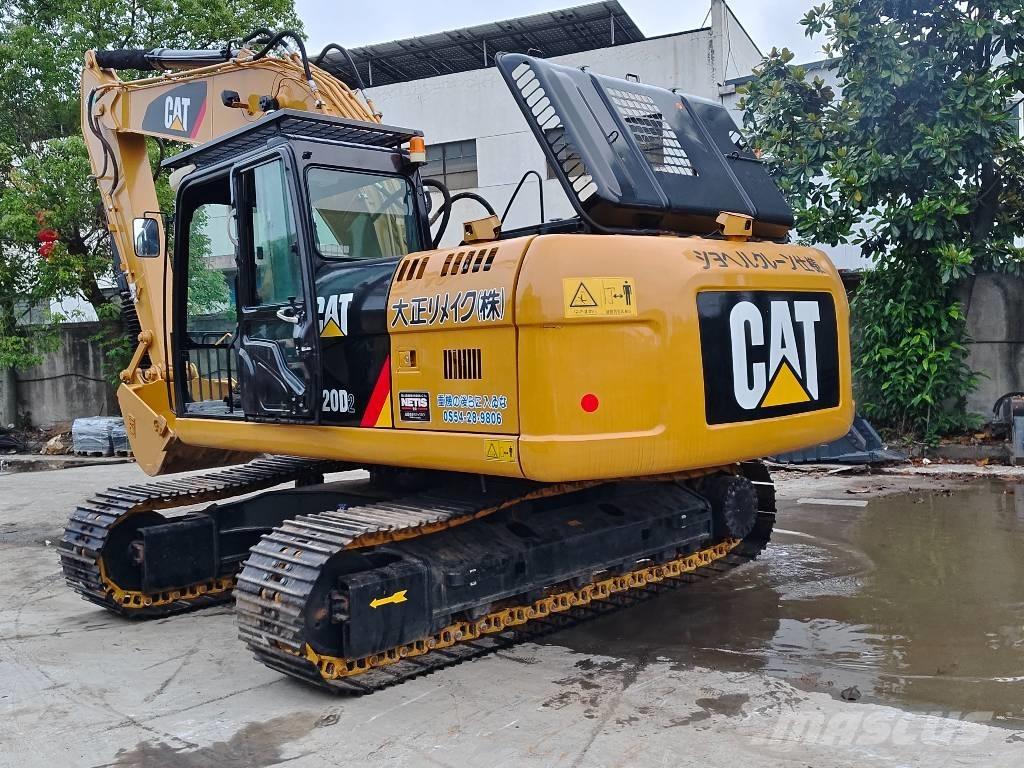 CAT 320 D2 Paletli ekskavatörler