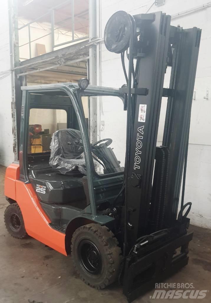 Toyota 52-8 FD 25 Dizel forkliftler