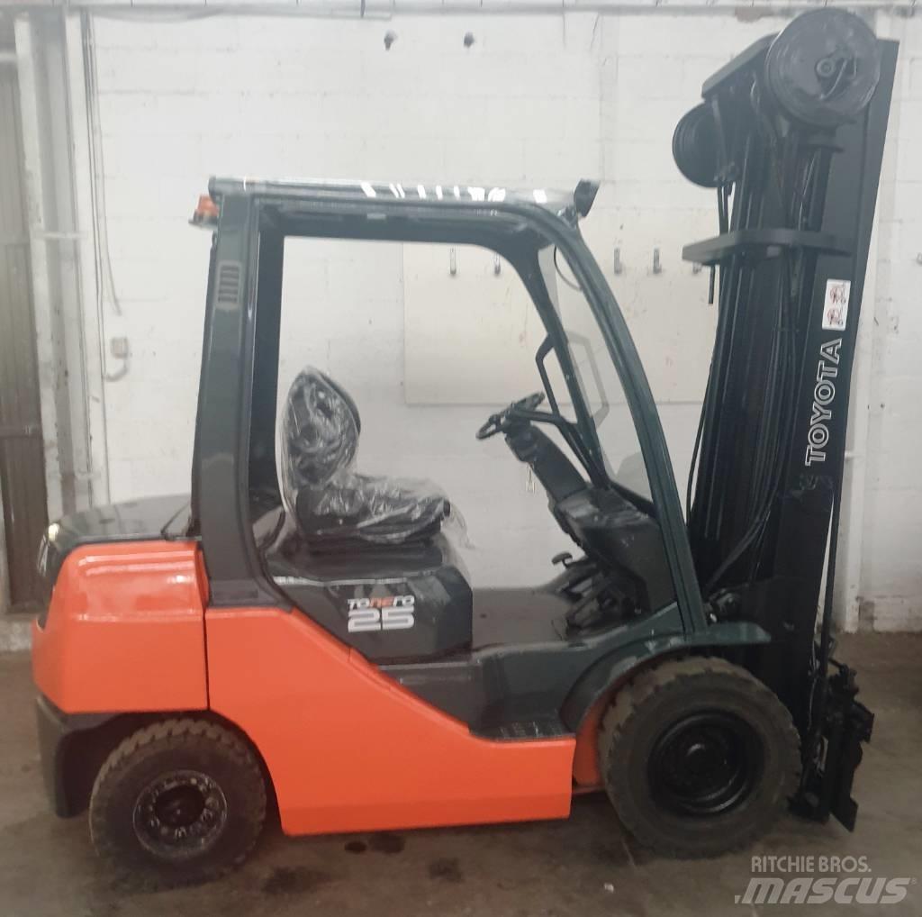 Toyota 52-8 FD 25 Dizel forkliftler