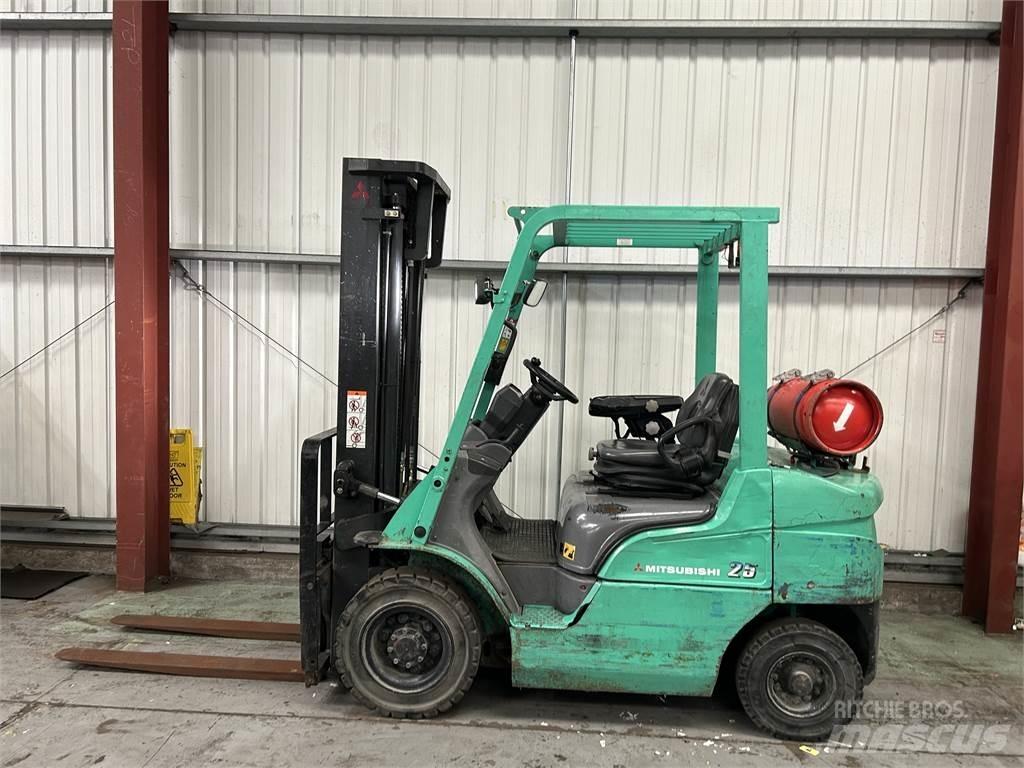 Mitsubishi FG25NT LPG'li forkliftler