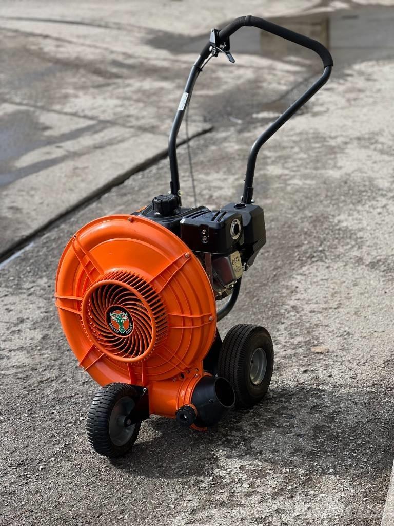 Billy Goat F601V Diger yol bakim makinalari