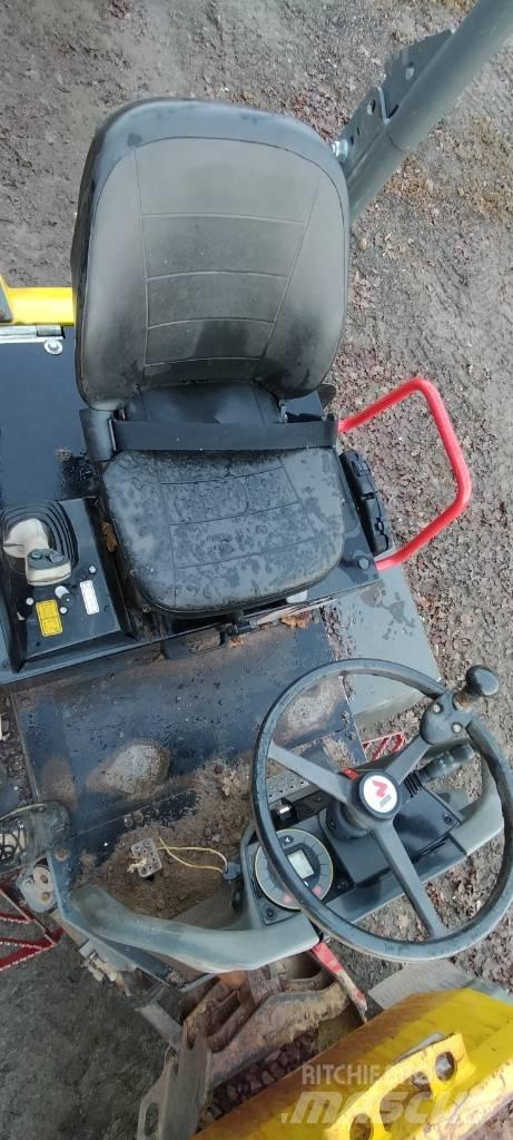Wacker Neuson DW 30 Belden kirma kaya kamyonu