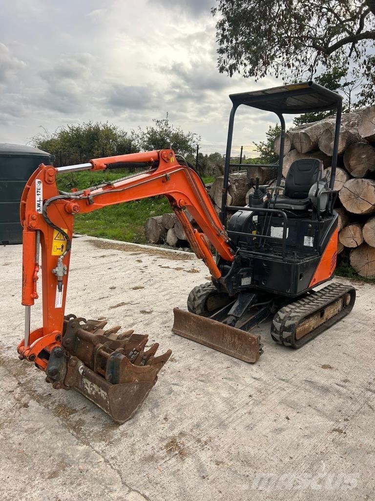 Hitachi ZX 17 U-2 Mini ekskavatörler, 7 tona dek