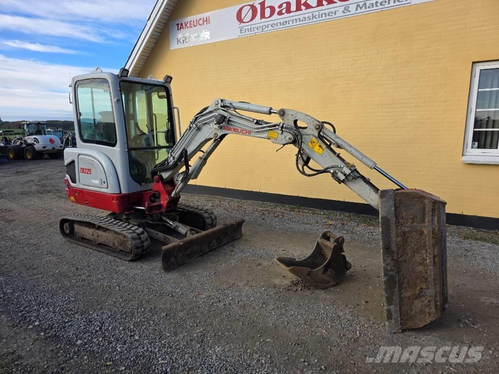 Takeuchi TB 225 Mini ekskavatörler, 7 tona dek