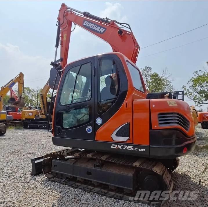 Doosan DX75-9C Midi ekskavatörler 7 - 12 t