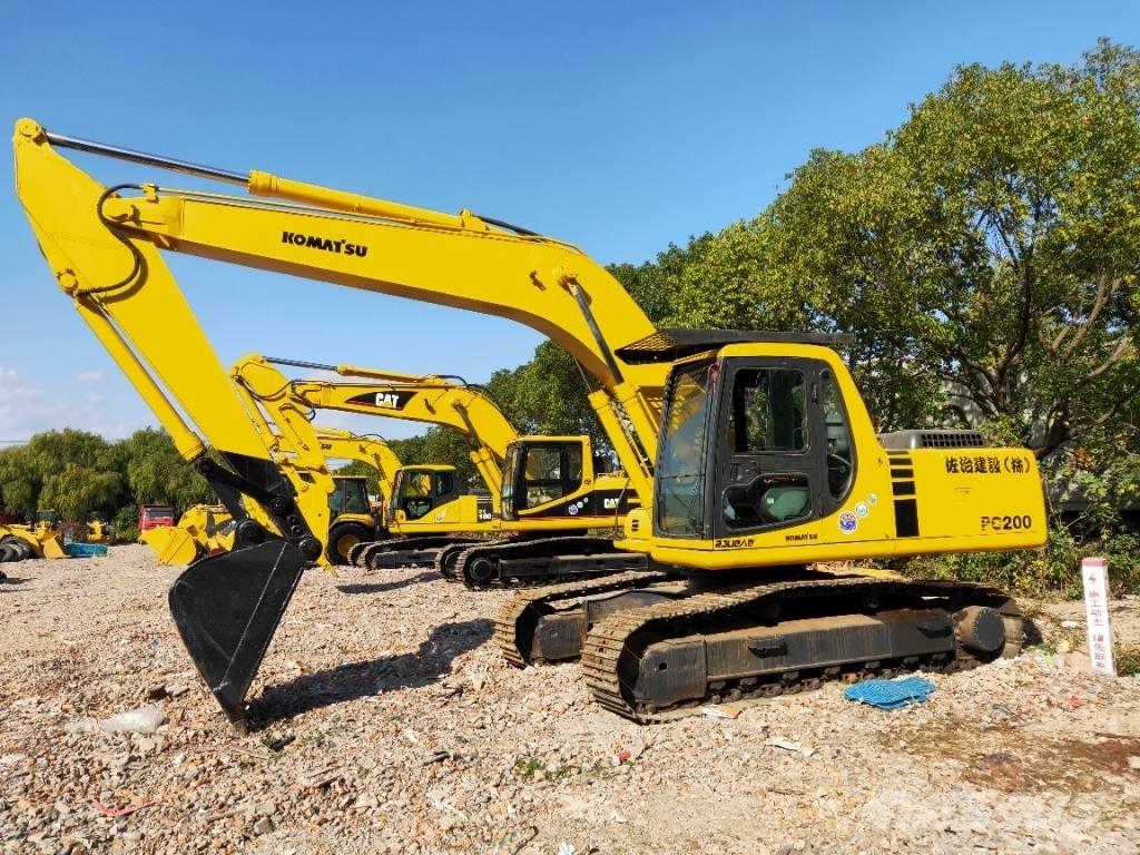 Komatsu PC200-6 Paletli ekskavatörler