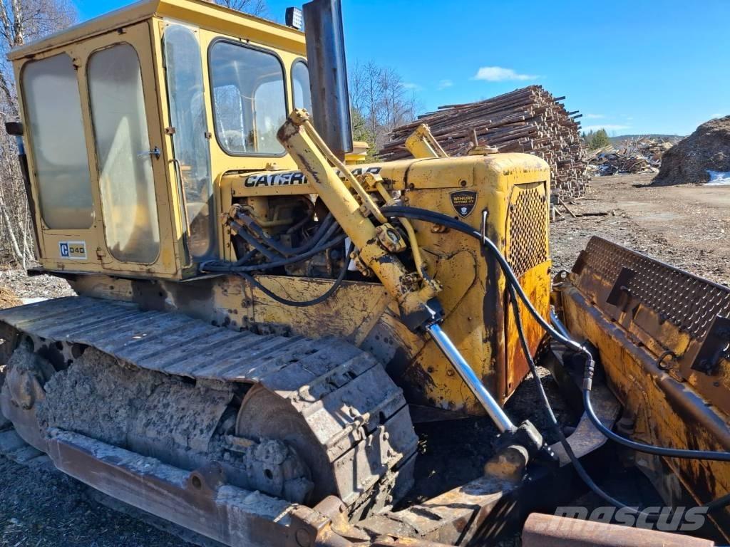 CAT D 4 D Paletli dozerler