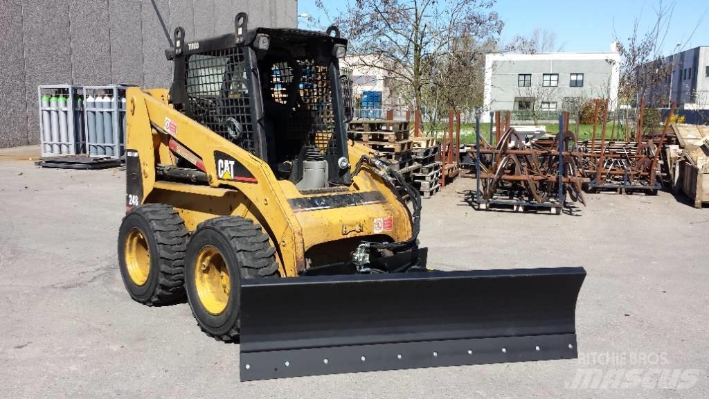 M3 Tilt dozer blade Digerleri