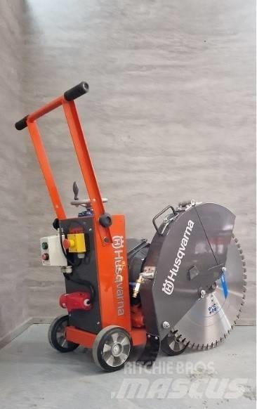Husqvarna FS 600E Kaya ve Beton Testereleri