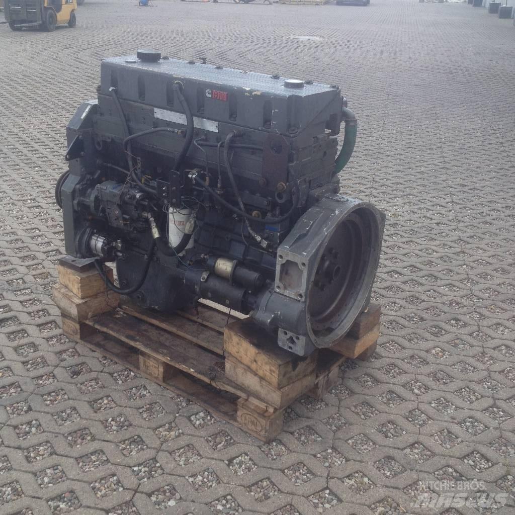Cummins MTA 11 Tekerlekli yükleyiciler