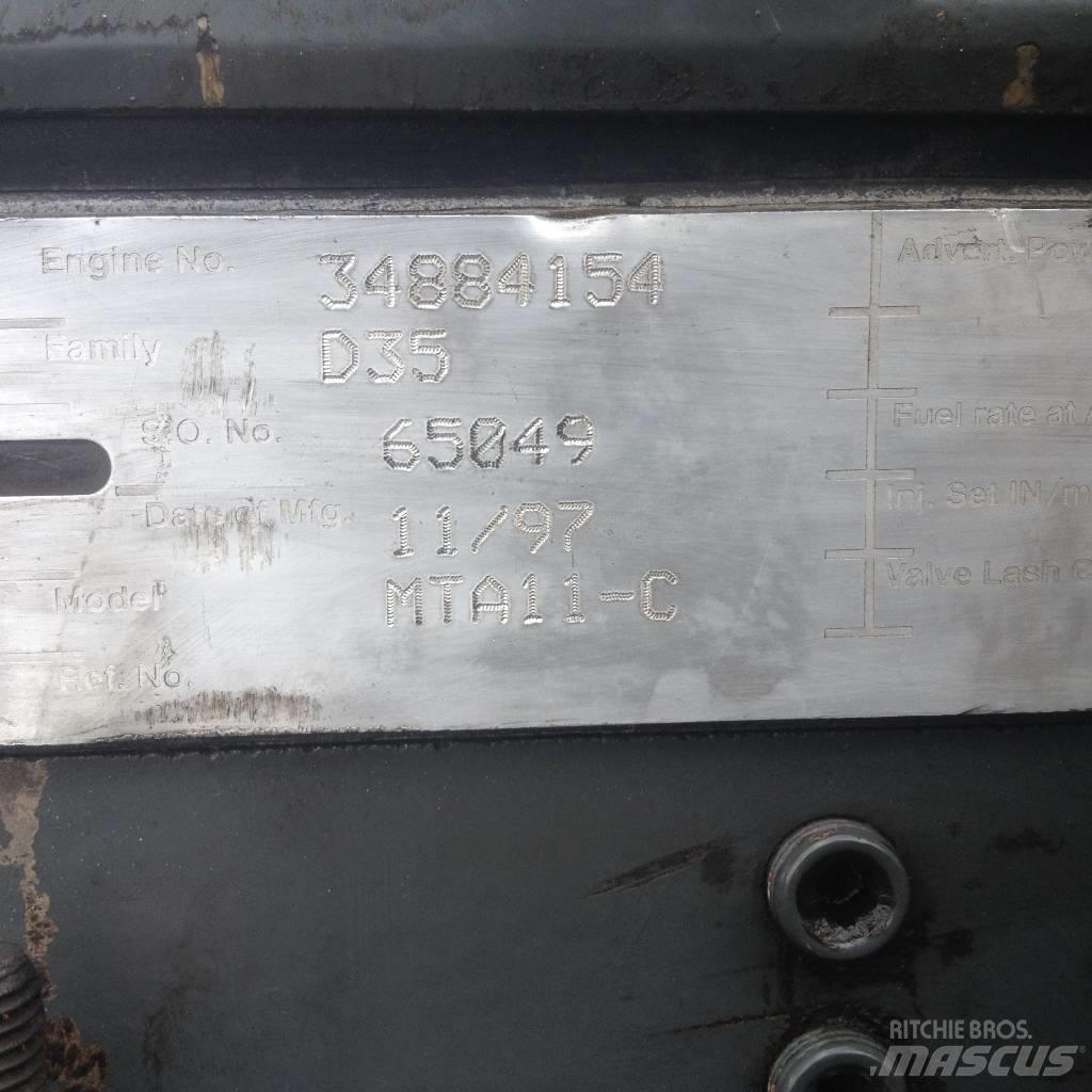 Cummins MTA 11 Tekerlekli yükleyiciler
