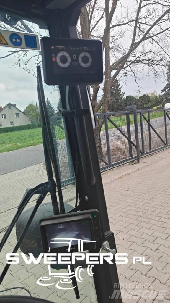 Kärcher MIC 42 Cadde süpürücüler