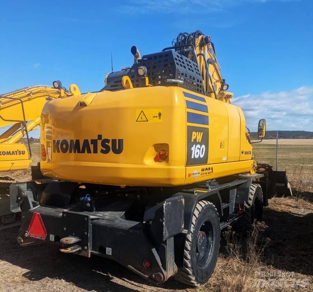 Komatsu PW160-11 Lastik tekerli ekskavatörler