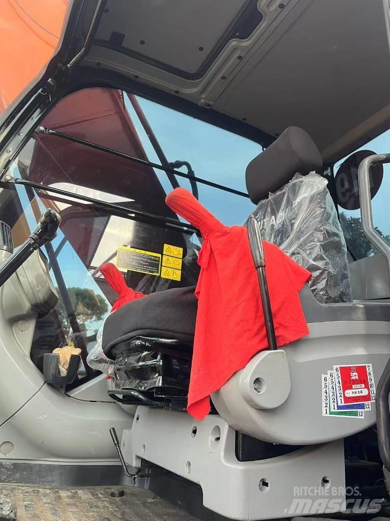 Hitachi ZX 200 Paletli ekskavatörler