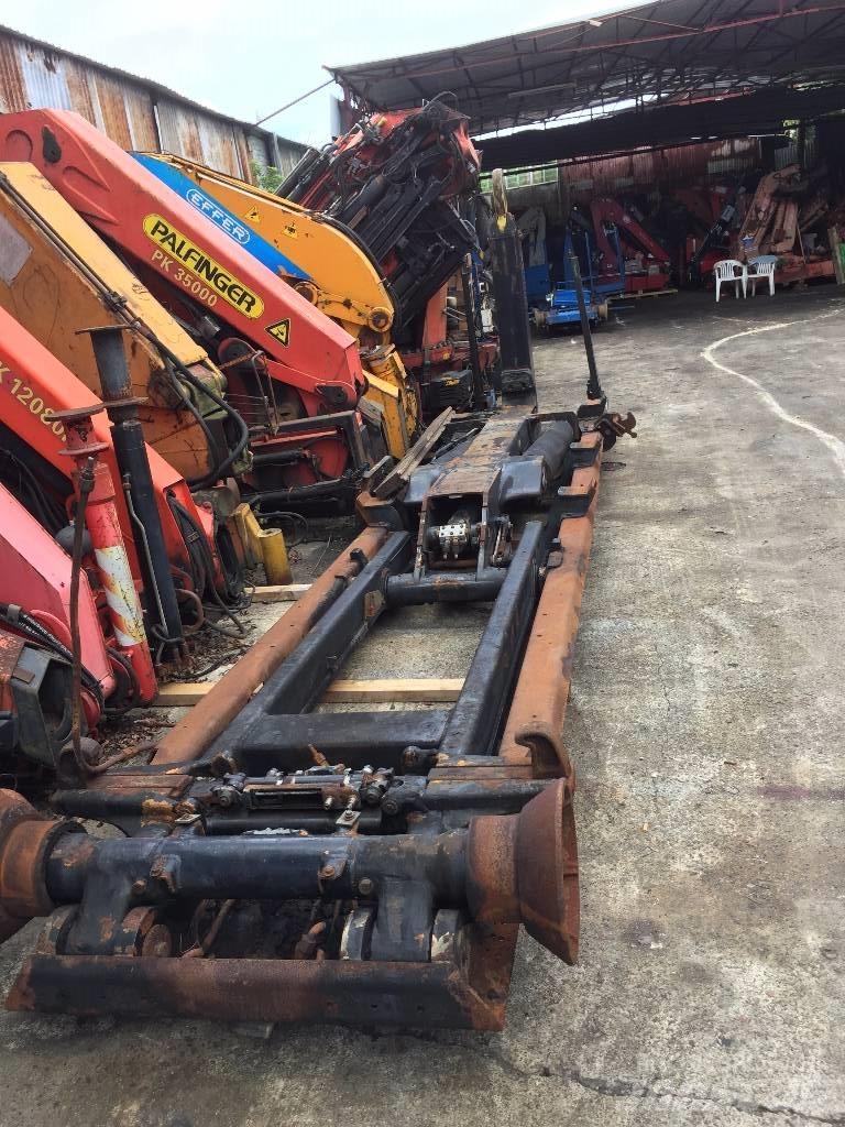 Multilift XR26S63D Kancalı liftler