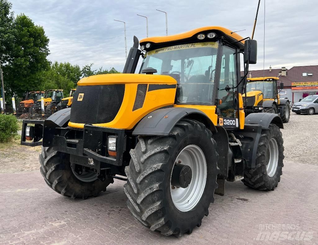 JCB Fastrac 3200 Traktörler