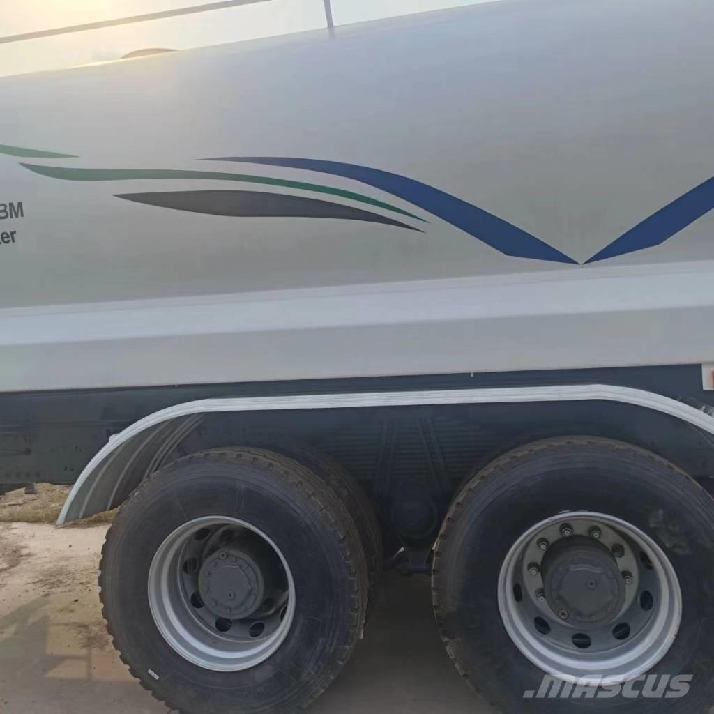 HOWO 371 Diger yol bakim makinalari