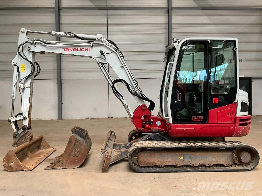 Takeuchi TB 250-2 Mini ekskavatörler, 7 tona dek