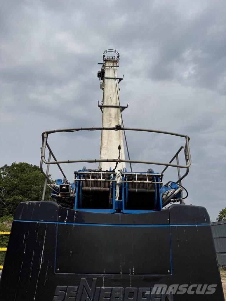 Sennebogen 653 Paletli vinçler