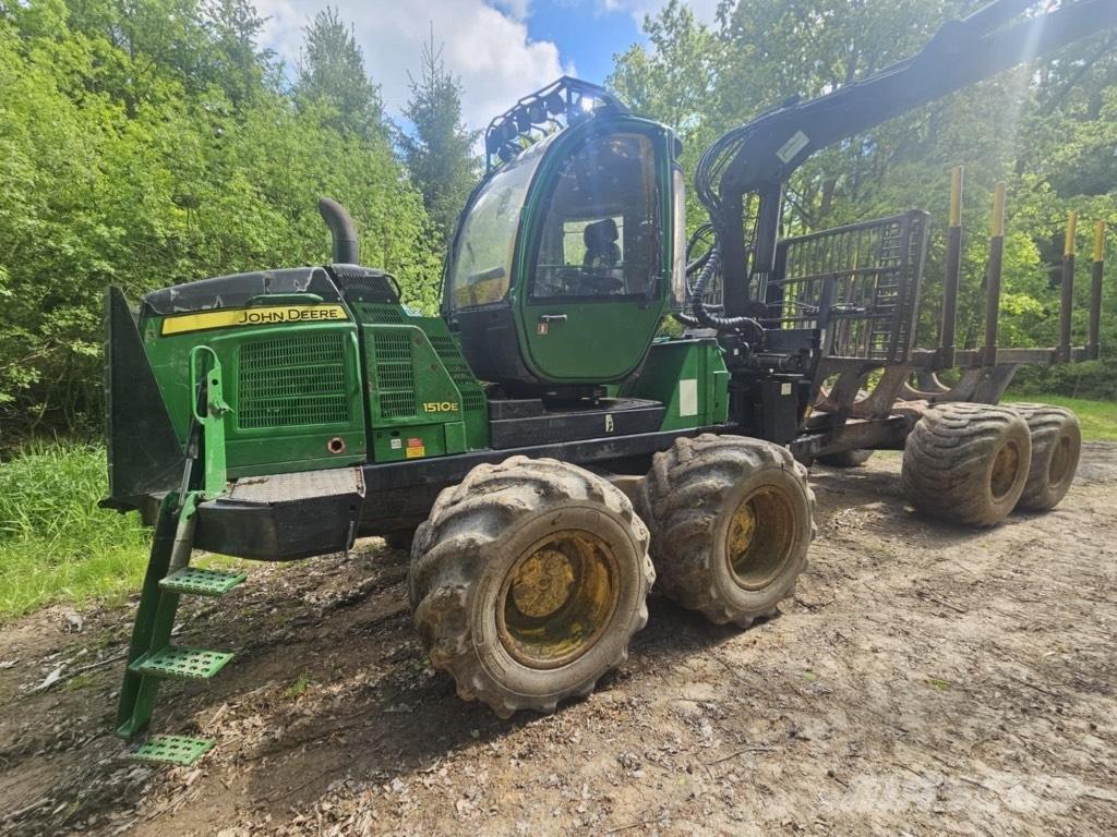 John Deere 1510 E Tomruk yükleyici traktörler