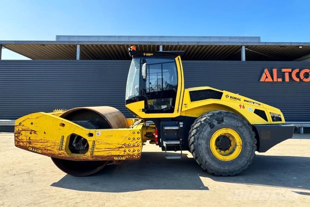 Bomag BW 226 BVC-5 Tek tamburlu silindirler