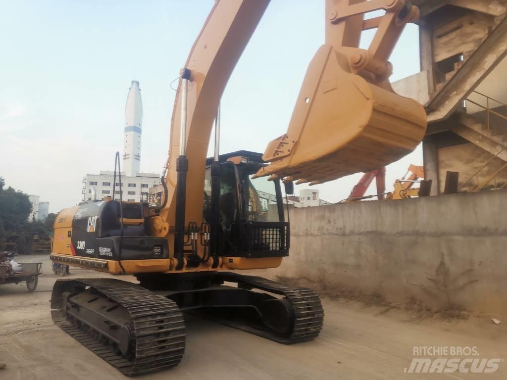CAT 330 D Paletli ekskavatörler