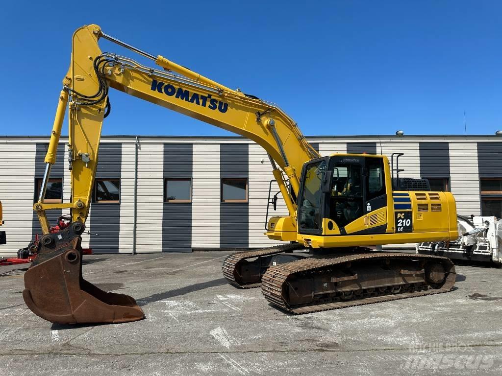 Komatsu PC210LC-11 Paletli ekskavatörler