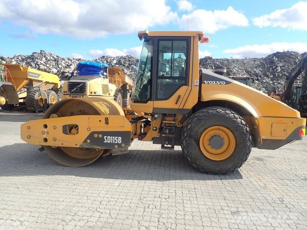 Volvo SD 115 Tek tamburlu silindirler