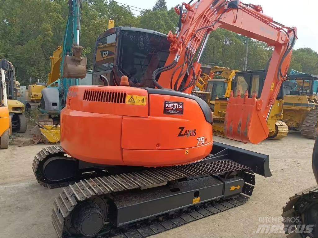 Hitachi ZX 75 Midi ekskavatörler 7 - 12 t