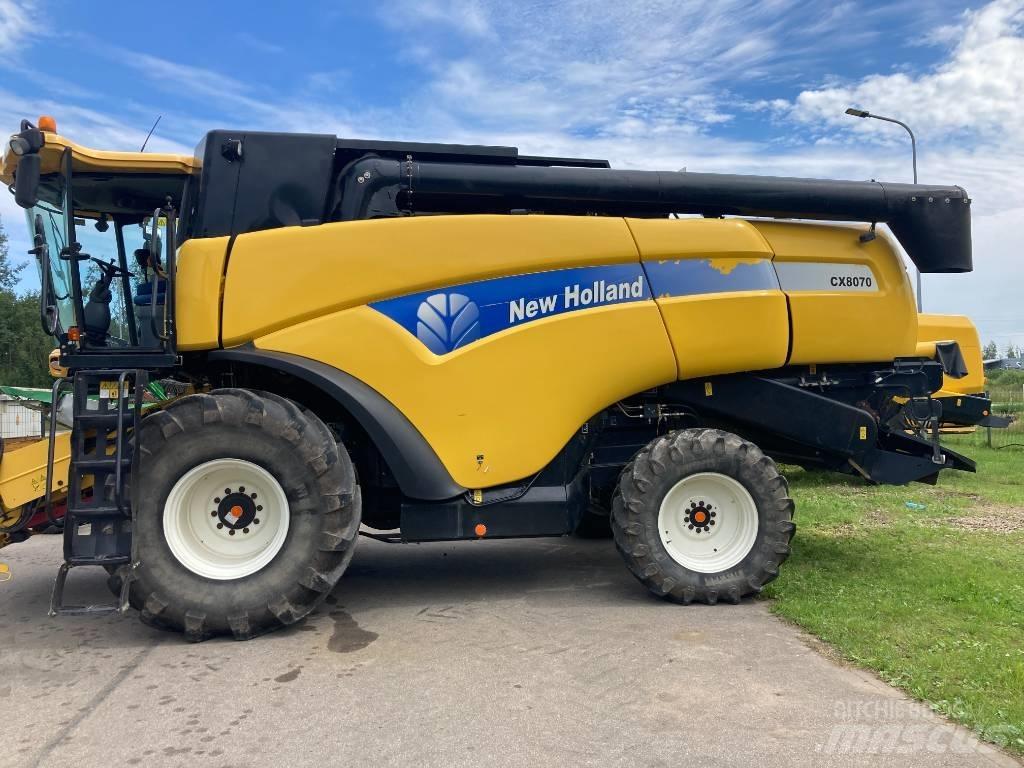 New Holland CX 8070 Biçerdöverler