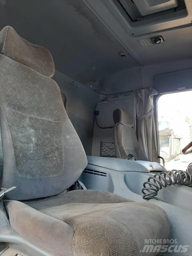 Scania P 124 Vinçli kamyonlar