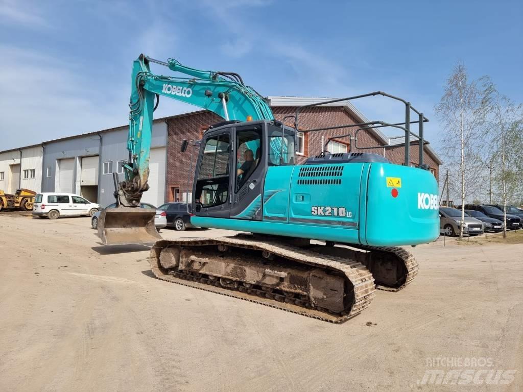 Kobelco SK 210-9 Paletli ekskavatörler